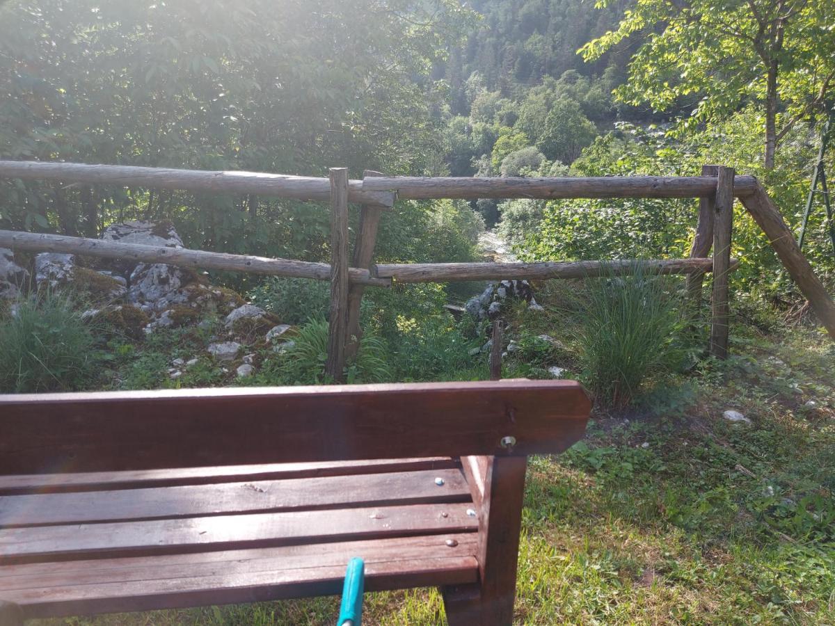 Apartmaji Katrc Soča المظهر الخارجي الصورة